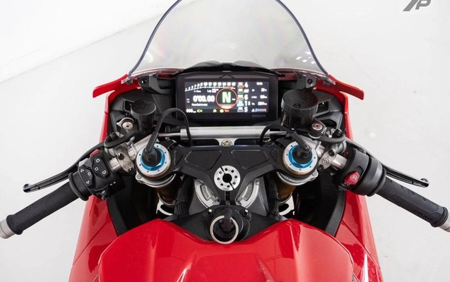 imagem-https://www.socarrao.com.br/sc-vehicle-images-prod/4117415/1790679367131-8508322_1_B_3a7d58f0c0.jpeg