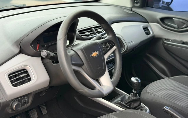 imagem-https://www.socarrao.com.br/sc-vehicle-images-prod/4117662/1790341829407-V2hhdHNBcHAgSW1hZ2UgMjAyNi0wOS0yNCBhdCAxNy4zOC4zNS5qcGVn.jpeg