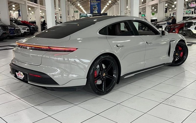 imagem-https://www.socarrao.com.br/sc-vehicle-images-prod/4117664/1790356691079-8511806_21_B_c59cc7e118.jpeg