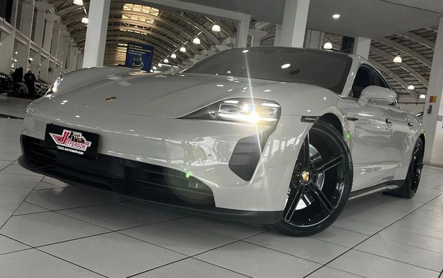 imagem-https://www.socarrao.com.br/sc-vehicle-images-prod/4117664/1790356691094-8511806_8_B_a701de7046.jpeg