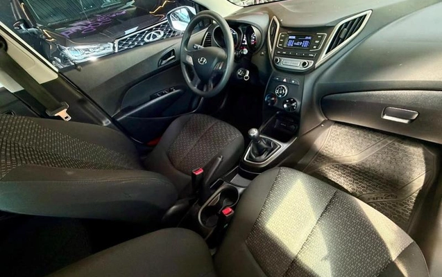 imagem-https://www.socarrao.com.br/sc-vehicle-images-prod/4117665/1790341901302-8512206_4_B_fd9e7b76b2.jpeg