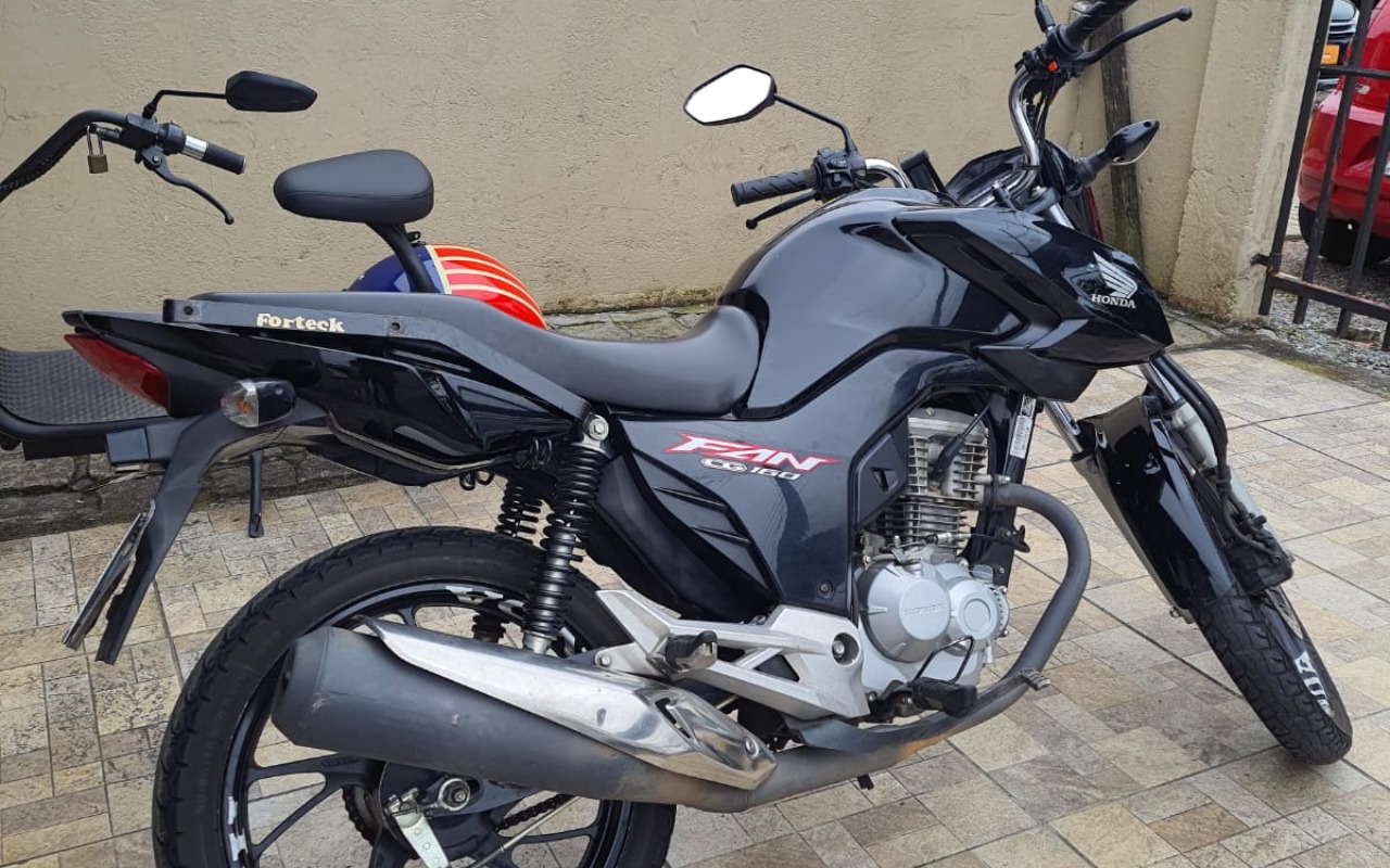 imagem-https://www.socarrao.com.br/sc-vehicle-images-prod/4117767/1790342032508-V2hhdHNBcHAgSW1hZ2UgMjAyNi0wOS0yNSBhdCAwOS40OC4zOC5qcGVn.jpeg