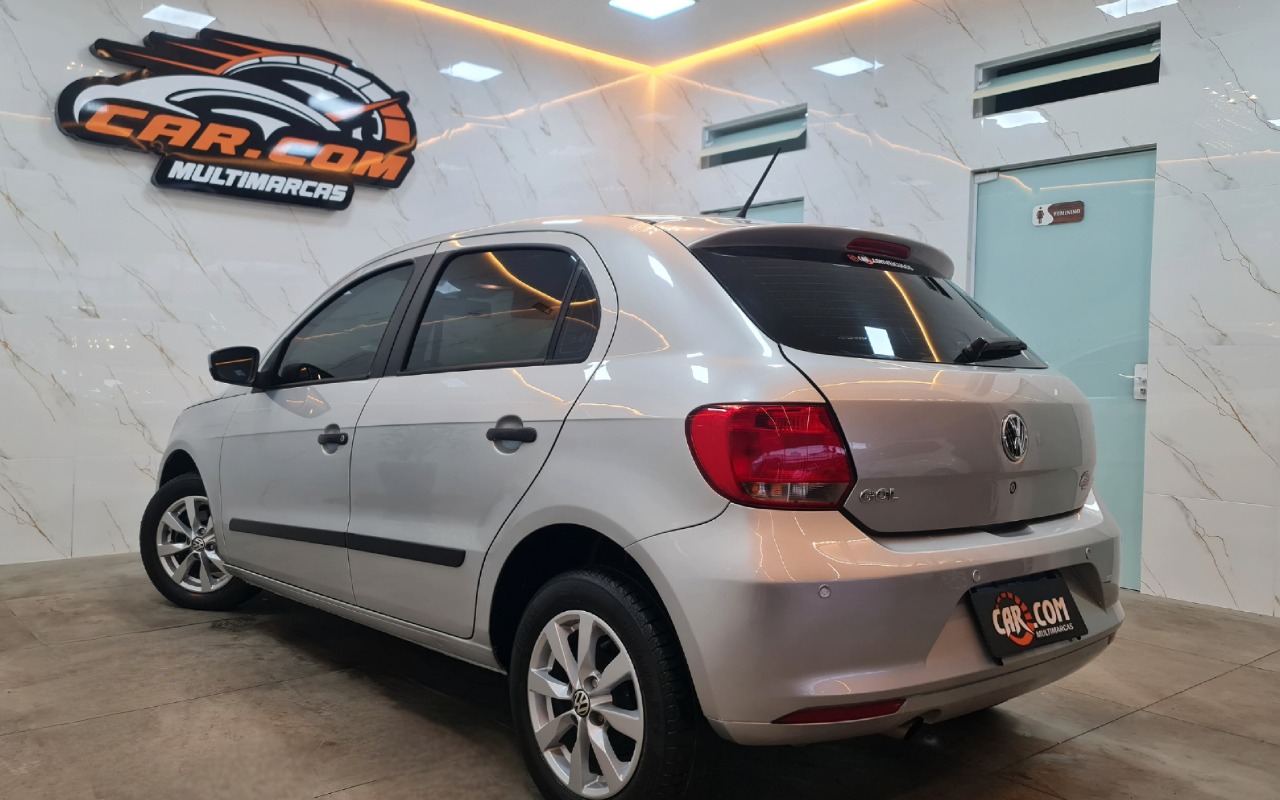 imagem-https://www.socarrao.com.br/sc-vehicle-images-prod/4117894/1790342169029-NiAoNSkuanBn.jpg