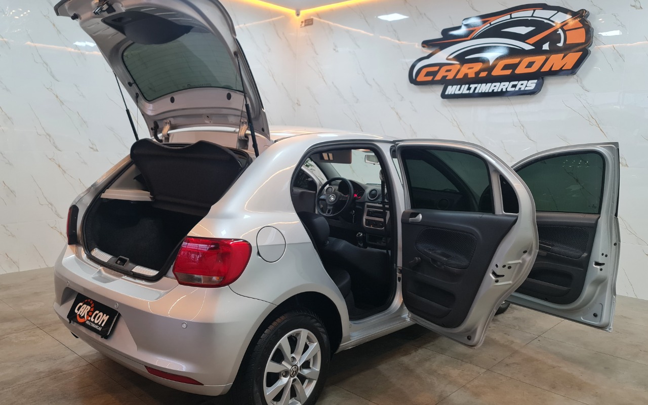 imagem-https://www.socarrao.com.br/sc-vehicle-images-prod/4117894/1790342170242-MTMgKDQpLmpwZw.jpg
