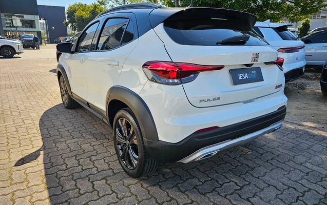 imagem-https://www.socarrao.com.br/sc-vehicle-images-prod/4117994/1790342556466-5jKVXJHj8oodF3LzTemoHeXMbZ3tGYQR.jpg