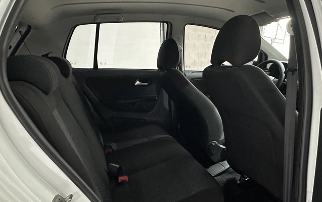 imagem-https://www.socarrao.com.br/sc-vehicle-images-prod/4118290/1790343062579-vehicle_image_1790341777_bed003abe2217bc6dcdb815d2cf7878d.jpeg