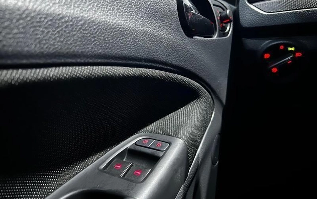 imagem-https://www.socarrao.com.br/sc-vehicle-images-prod/4118313/1790343359934-8499931_8_B_1316216e97.jpeg