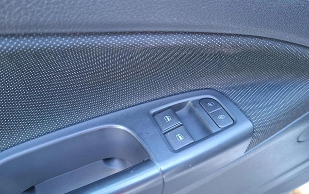imagem-https://www.socarrao.com.br/sc-vehicle-images-prod/4118618/1790343967939-8508825_10_B_1e1bfa9c25.jpeg