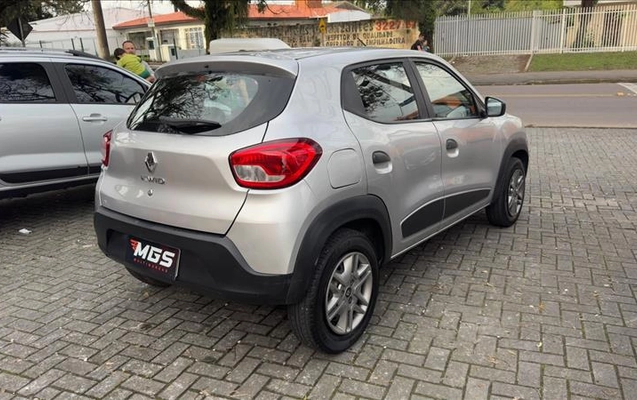 imagem-https://www.socarrao.com.br/sc-vehicle-images-prod/4118693/1790344199103-EMY-9E61_03.jpg