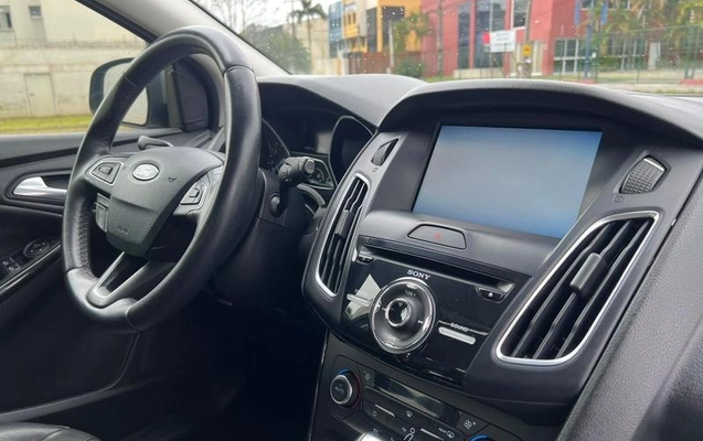 imagem-https://www.socarrao.com.br/sc-vehicle-images-prod/4118700/1791642301696-8508800_18_B_2dc7bf6dfc.jpeg