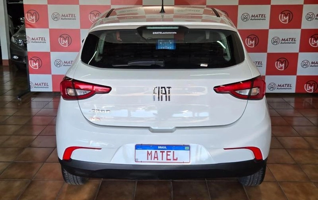 imagem-https://www.socarrao.com.br/sc-vehicle-images-prod/4119080/1790601857758-8512677_6_B_6b6fc4ce70.jpeg