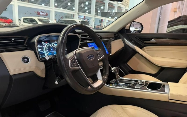 imagem-https://www.socarrao.com.br/sc-vehicle-images-prod/4119264/1792082879156-8475846_12_B_d7314889cb.jpeg