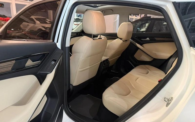 imagem-https://www.socarrao.com.br/sc-vehicle-images-prod/4119264/1792082879174-8475846_1_B_c7e59f1dae.jpeg