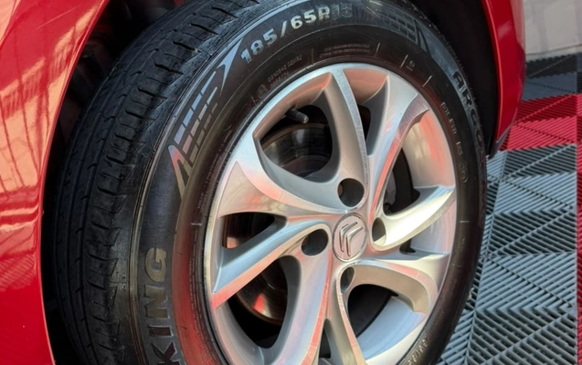imagem-https://www.socarrao.com.br/sc-vehicle-images-prod/4119290/1790345643639-V2hhdHNBcHAgSW1hZ2UgMjAyNi0wOS0yNSBhdCAwOS4yMy4xOSAoMSkuanBlZw.jpeg