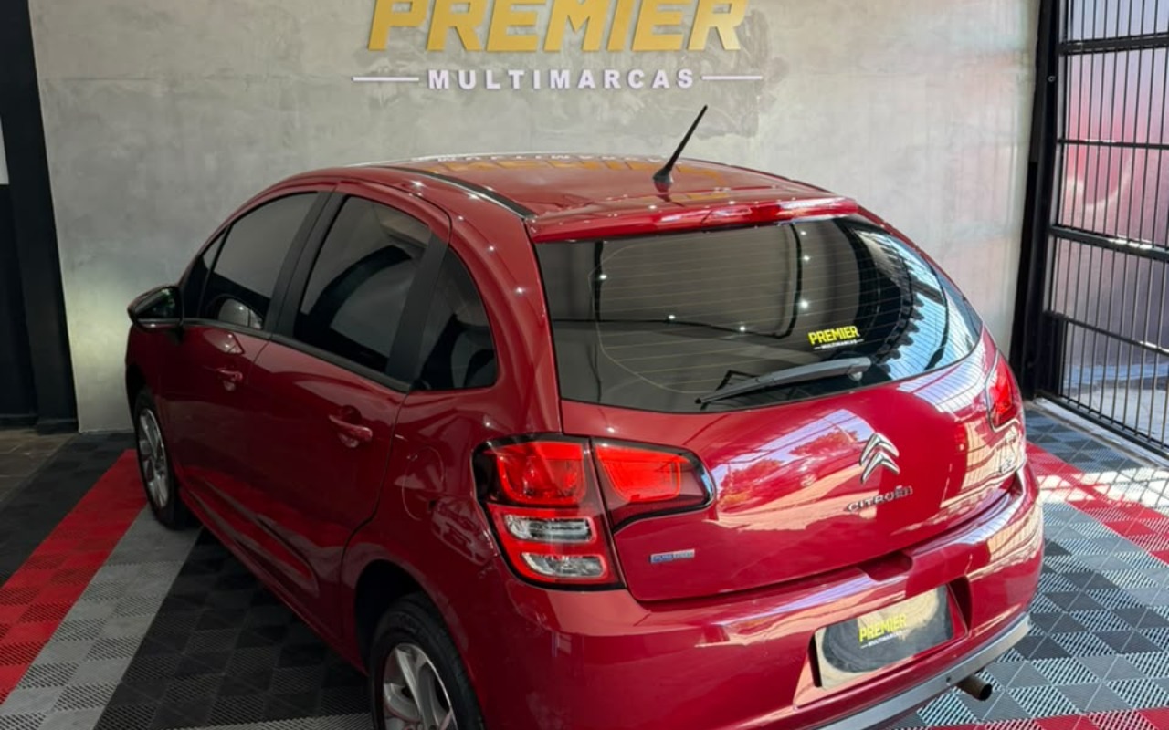 imagem-https://www.socarrao.com.br/sc-vehicle-images-prod/4119290/1790345644031-V2hhdHNBcHAgSW1hZ2UgMjAyNi0wOS0yNSBhdCAwOS4yMy4xOS5qcGVn.jpeg
