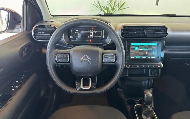 imagem-https://www.socarrao.com.br/sc-vehicle-images-prod/4119484/1790973454509-8493790_9_B_9175e9121c.jpeg