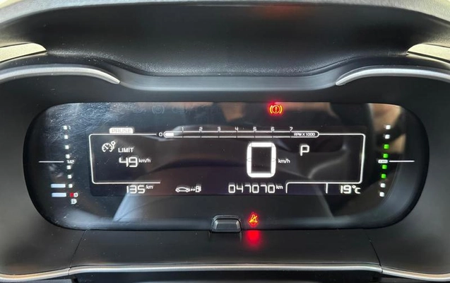 imagem-https://www.socarrao.com.br/sc-vehicle-images-prod/4119484/1790973454512-8493790_13_B_9304baf33c.jpeg
