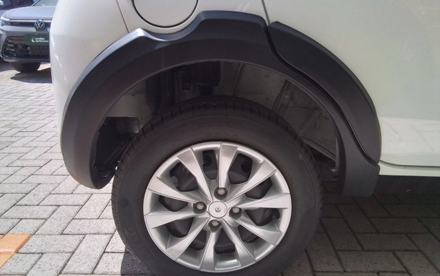 imagem-https://www.socarrao.com.br/sc-vehicle-images-prod/4119500/1790345915034-1_111831.jpg