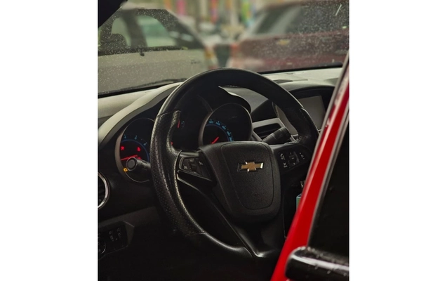 imagem-https://www.socarrao.com.br/sc-vehicle-images-prod/4119525/1790345932750-1_114625.jpg