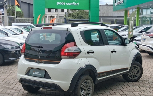 imagem-https://www.socarrao.com.br/sc-vehicle-images-prod/4119530/1790345945519-2_111857.jpg