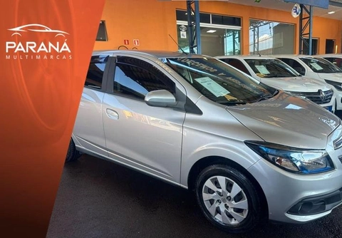 Chevrolet Prisma 2015 Prata — foto 1 de 3