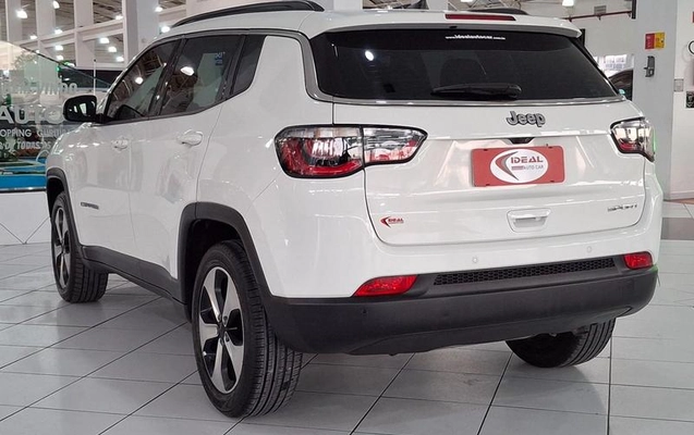 imagem-https://www.socarrao.com.br/sc-vehicle-images-prod/4119560/1790346011752-8450008_6_B_9d269b08b1.jpeg