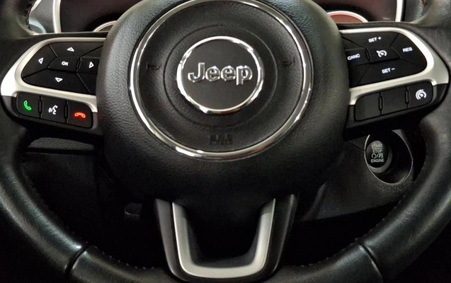 imagem-https://www.socarrao.com.br/sc-vehicle-images-prod/4119560/1790346011760-8450008_23_B_88e77ff409.jpeg