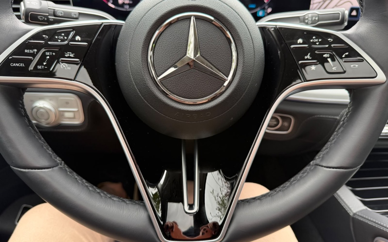 imagem-https://www.socarrao.com.br/sc-vehicle-images-prod/4119871/1790346778595-ZmI3YzY1NzUtNTVjMS00YmY3LThhYzItYzA2YmQzYmIyZjQyLmpwZWc.jpeg