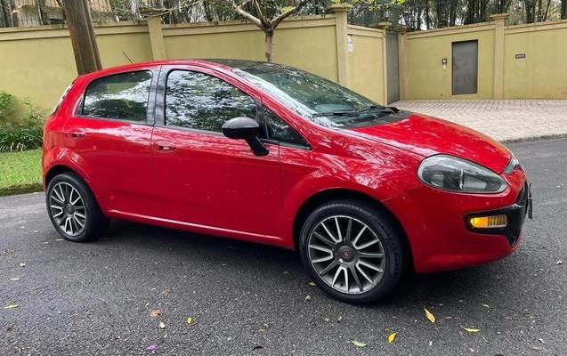 imagem-https://www.socarrao.com.br/sc-vehicle-images-prod/4119915/1790346894271-8444927_0_B_b200489b18.jpeg