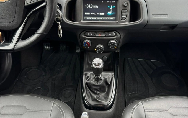 imagem-https://www.socarrao.com.br/sc-vehicle-images-prod/4119929/1790776932605-225d5bd9-fcf5-45ec-9860-b11f15285363.jpg