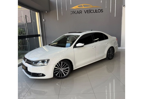 Volkswagen Jetta 2013 Branco — foto 1 de 3