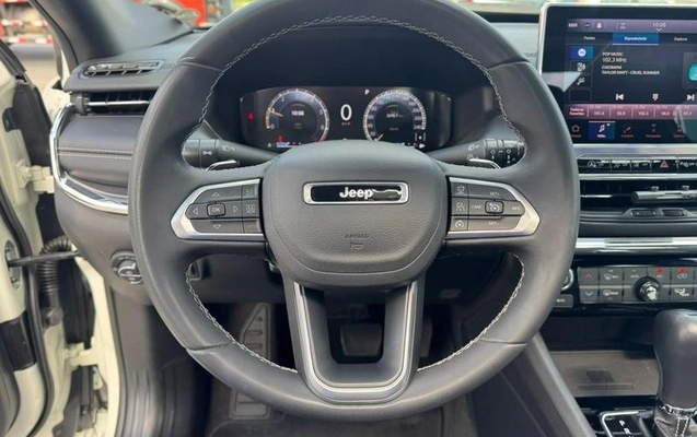 imagem-https://www.socarrao.com.br/sc-vehicle-images-prod/4120138/1790347329813-8512456_16_B_369d7eea21.jpeg