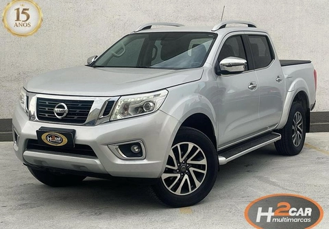 Nissan Frontier 2017 Prata — foto 1 de 3