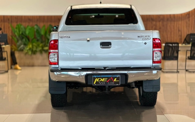 imagem-https://www.socarrao.com.br/sc-vehicle-images-prod/4120241/1790347689023-8b0692182d7f4b6b842f1a9623f5347b_1790347512783.jpg