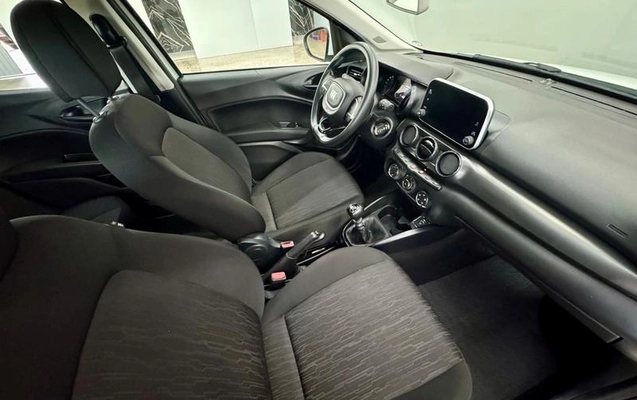 imagem-https://www.socarrao.com.br/sc-vehicle-images-prod/4120285/1790347947960-8157936_12_B_f390b5c4e1.jpeg