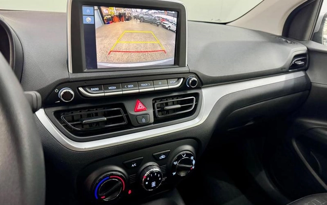 imagem-https://www.socarrao.com.br/sc-vehicle-images-prod/4120290/1790347950338-8158588_10_B_52dbf4fe02.jpeg