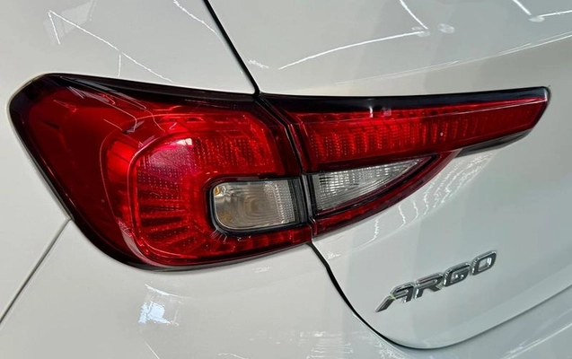 imagem-https://www.socarrao.com.br/sc-vehicle-images-prod/4120301/1790347952764-8200249_5_B_cf1bc19677.jpeg