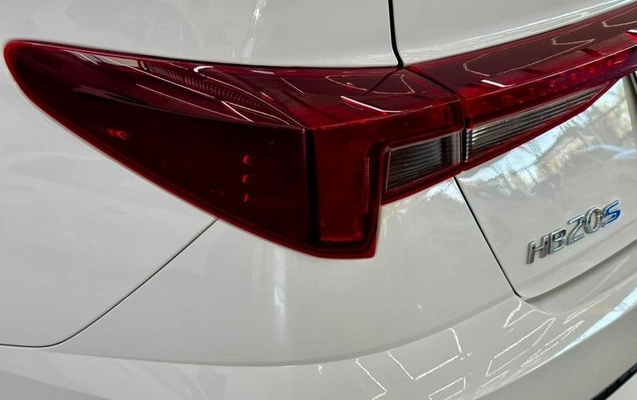 imagem-https://www.socarrao.com.br/sc-vehicle-images-prod/4120302/1790347953614-8200322_5_B_c5e2a8eea8.jpeg