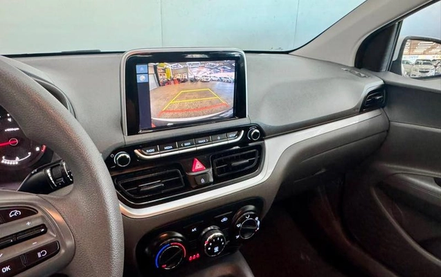 imagem-https://www.socarrao.com.br/sc-vehicle-images-prod/4120302/1790347953616-8200322_9_B_d287ab78d8.jpeg