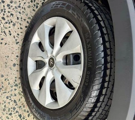 imagem-https://www.socarrao.com.br/sc-vehicle-images-prod/4120303/1790347954495-8200413_6_B_6b9b0f4a24.jpeg