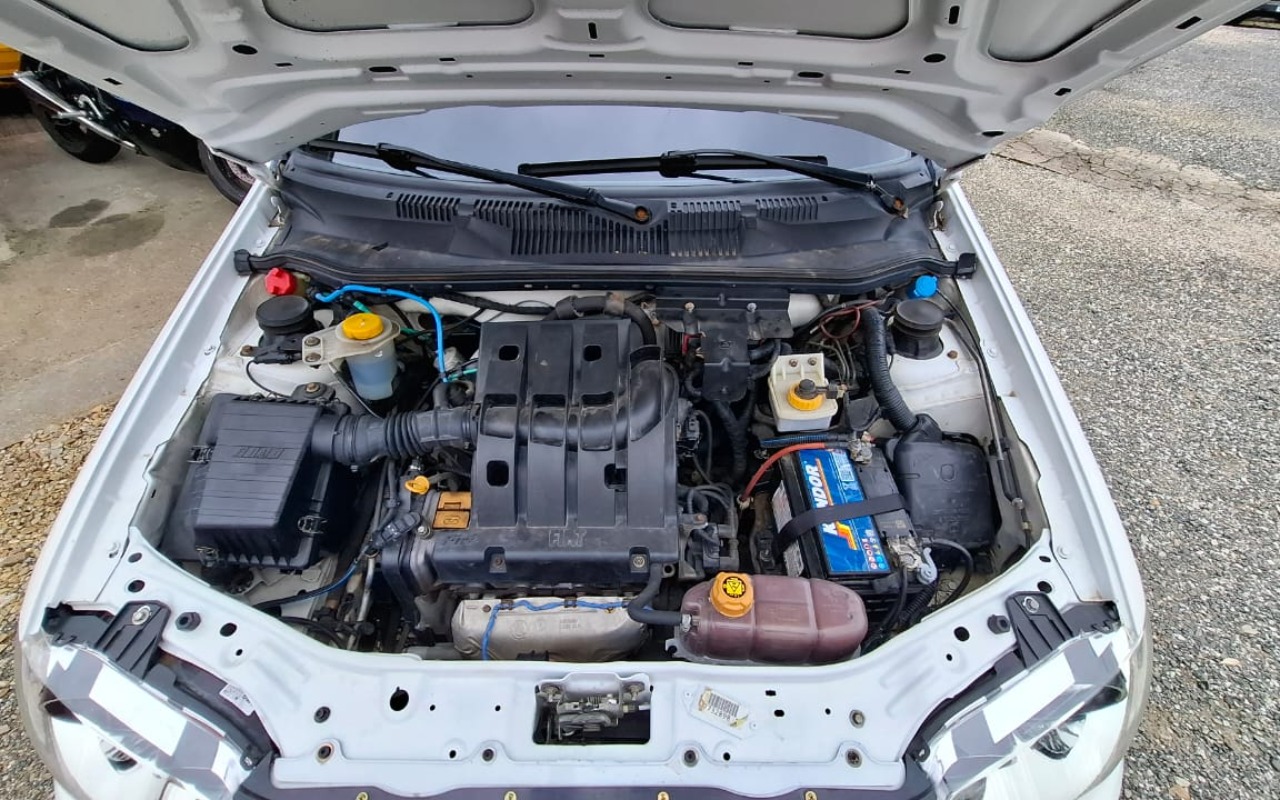 imagem-https://www.socarrao.com.br/sc-vehicle-images-prod/4120404/1790348188244-NmM1ZWZiMDItYTQ0MC00ODBkLThkMDAtZTJjZjFhMzJjYjIwLmpmaWY.jfif