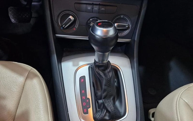 imagem-https://www.socarrao.com.br/sc-vehicle-images-prod/4120422/1790348236662-8451785_3_B_e1da10ff1f.jpeg