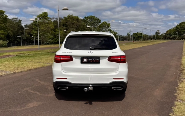 imagem-https://www.socarrao.com.br/sc-vehicle-images-prod/4120424/1790348271542-V2hhdHNBcHAgSW1hZ2UgMjAyNi0wOS0yNCBhdCAxNi41MS4yNSAoMSkuanBlZw.jpeg