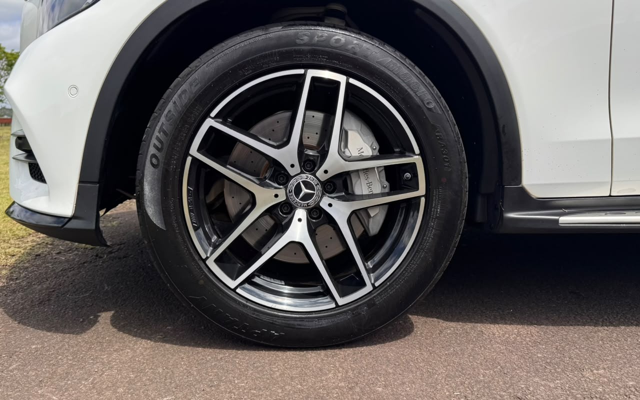 imagem-https://www.socarrao.com.br/sc-vehicle-images-prod/4120424/1790348272298-V2hhdHNBcHAgSW1hZ2UgMjAyNi0wOS0yNCBhdCAxNi41MS4yNyAoMSkuanBlZw.jpeg