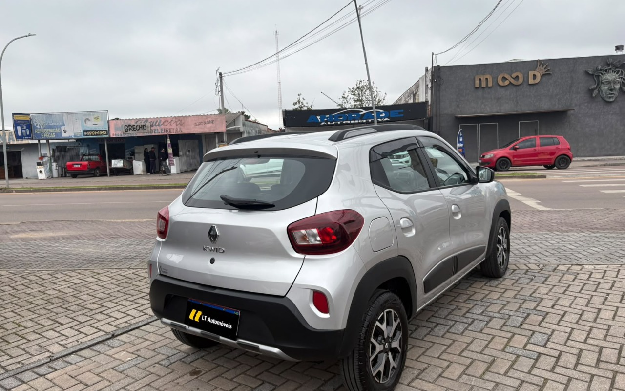 imagem-https://www.socarrao.com.br/sc-vehicle-images-prod/4120587/1790348597185-V2hhdHNBcHAgSW1hZ2UgMjAyNi0wOS0xNyBhdCAxNS41My41MCAoMikuanBlZw.jpeg