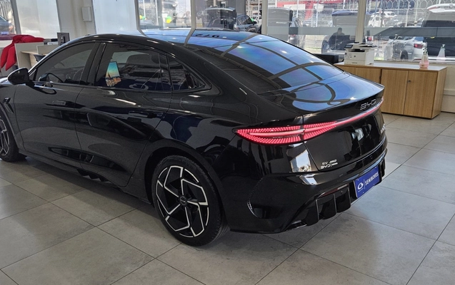 imagem-https://www.socarrao.com.br/sc-vehicle-images-prod/4120588/1790348907966-YzkxNGMyOGUtNjA2YS00ZGQxLTg1OGYtNjZkODZmMmY3OGQ4LmpwZWc.jpeg