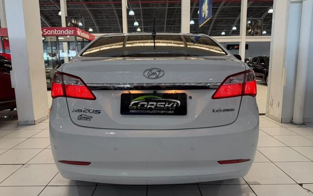 imagem-https://www.socarrao.com.br/sc-vehicle-images-prod/4120593/1791396238865-8505101_13_B_1a905be155.jpeg