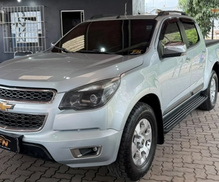 Chevrolet S10 2013 Prata — foto 1 de 3