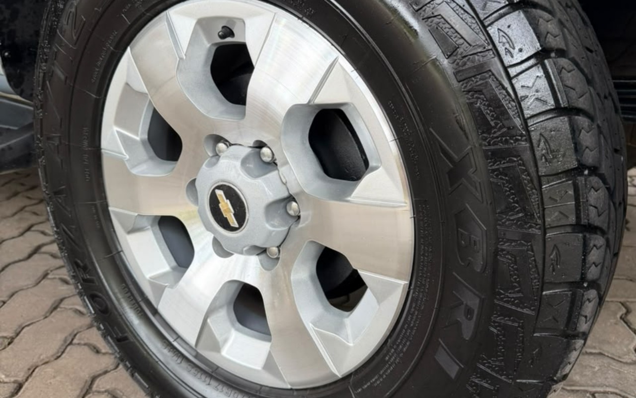 imagem-https://www.socarrao.com.br/sc-vehicle-images-prod/4120641/1790430678668-V2hhdHNBcHAgSW1hZ2UgMjAyNi0wOS0yNSBhdCAxMS40NS41MSBBTS5qcGVn.jpeg