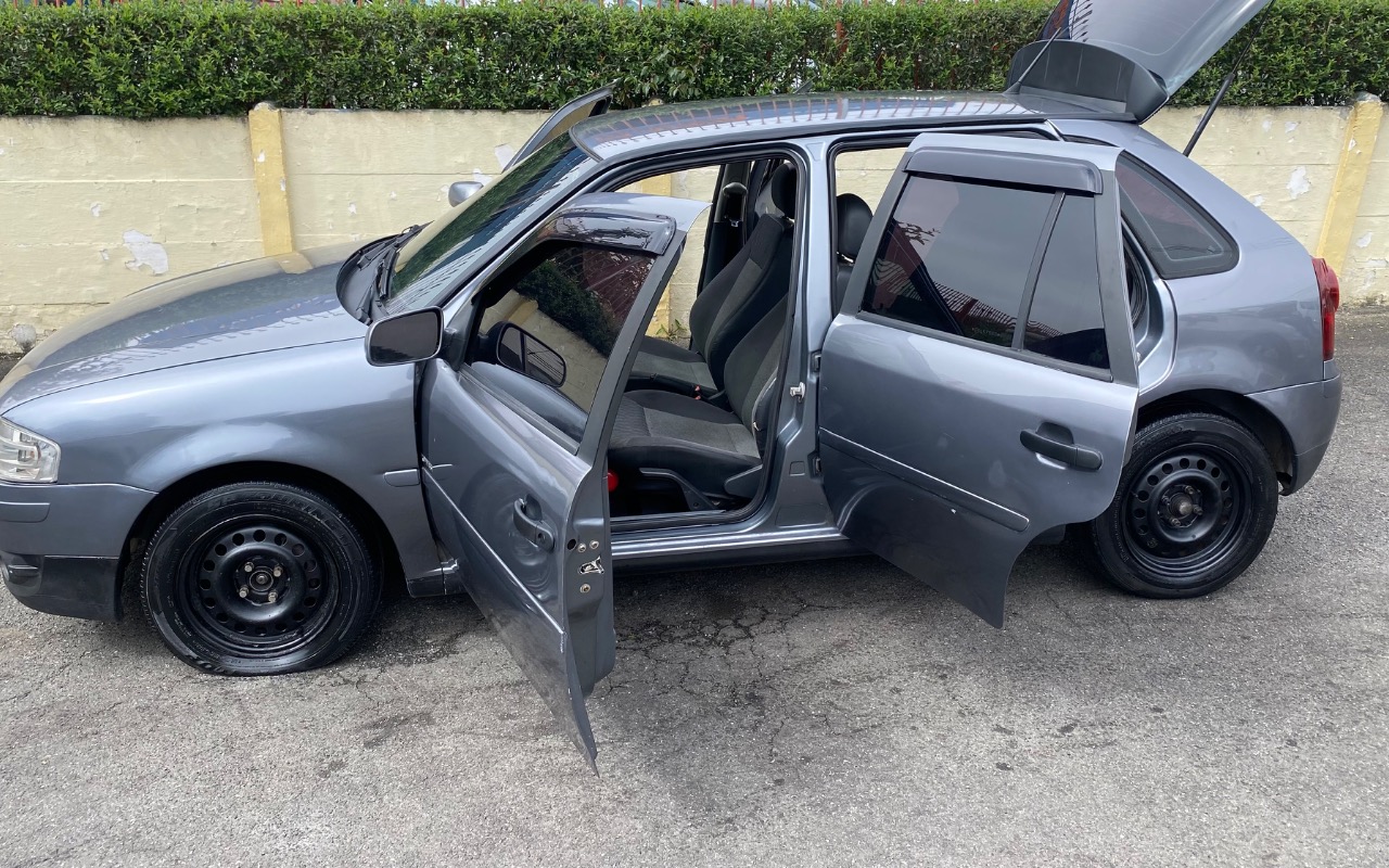 imagem-https://www.socarrao.com.br/sc-vehicle-images-prod/4121228/1790351129410-SU1HXzE0NjIuanBlZw.jpeg
